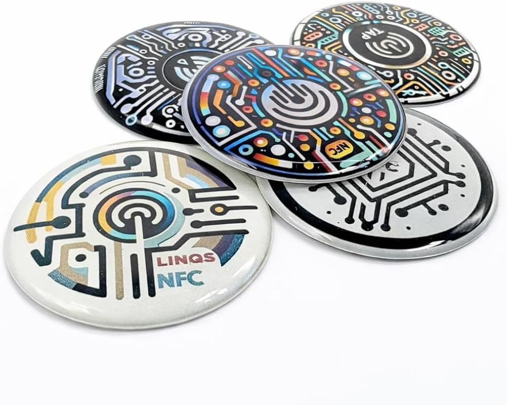 Runde NFC domed labels med grafisk print