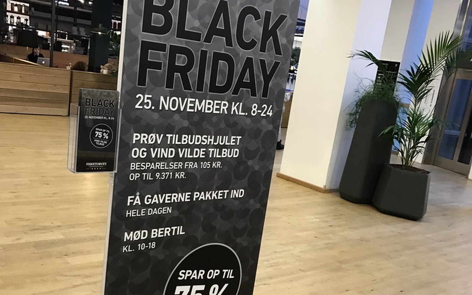 Black Friday skilte og butiksmaterialer til fysisk butik