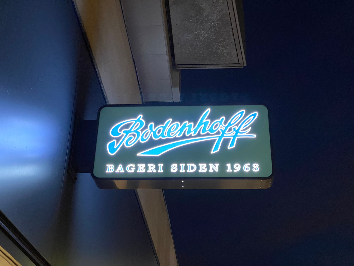 Specialformede LED-skilte