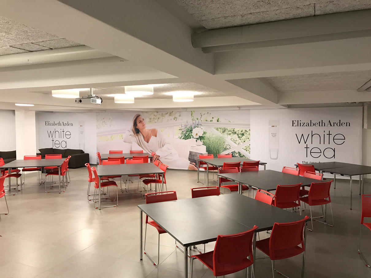 Dropbanner – Elizabeth Arden