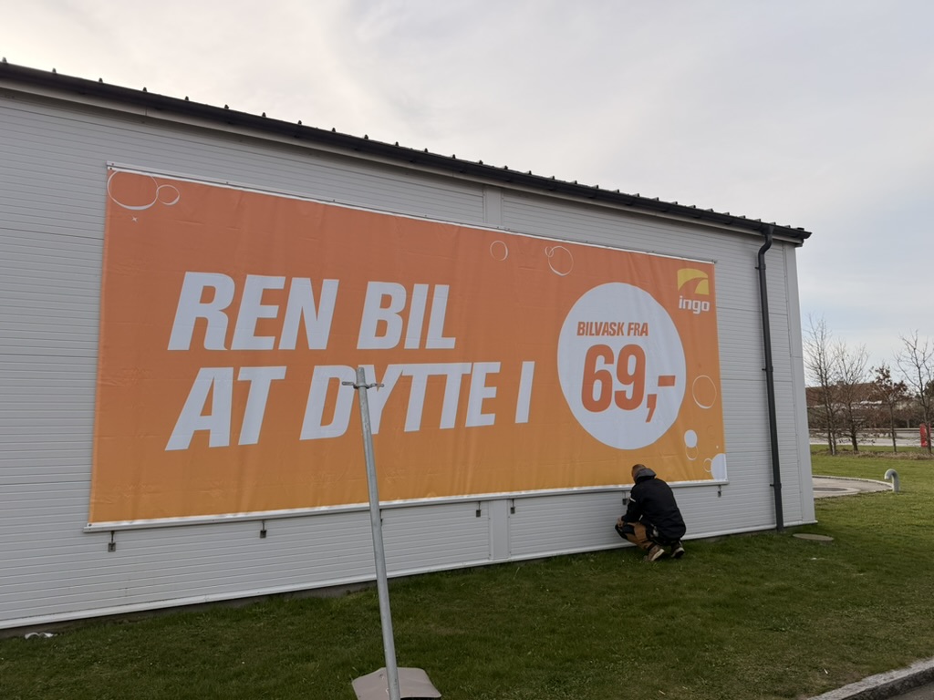 Landsdækkende bannerprojekt – montage