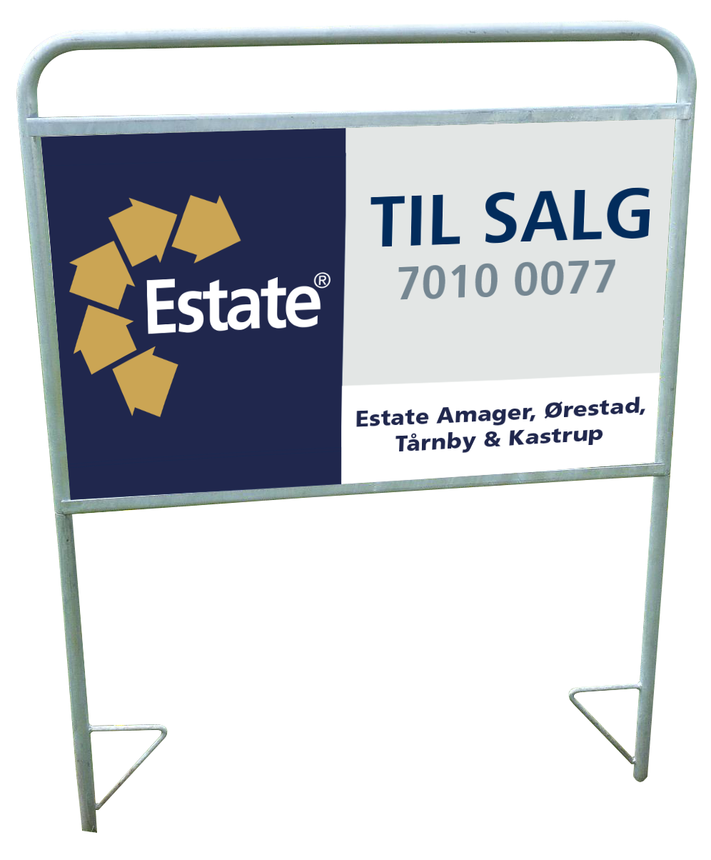 Mæglerskilt på stativ med Til salg-budskab – fritlagt